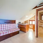 Placide Mountain View - Happy *