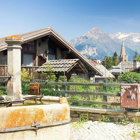 Placide Mountain View - Happy Apartament